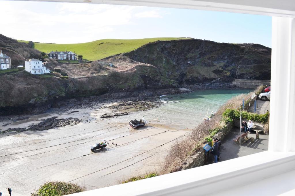 The Gallery Port Isaac Zimmer foto